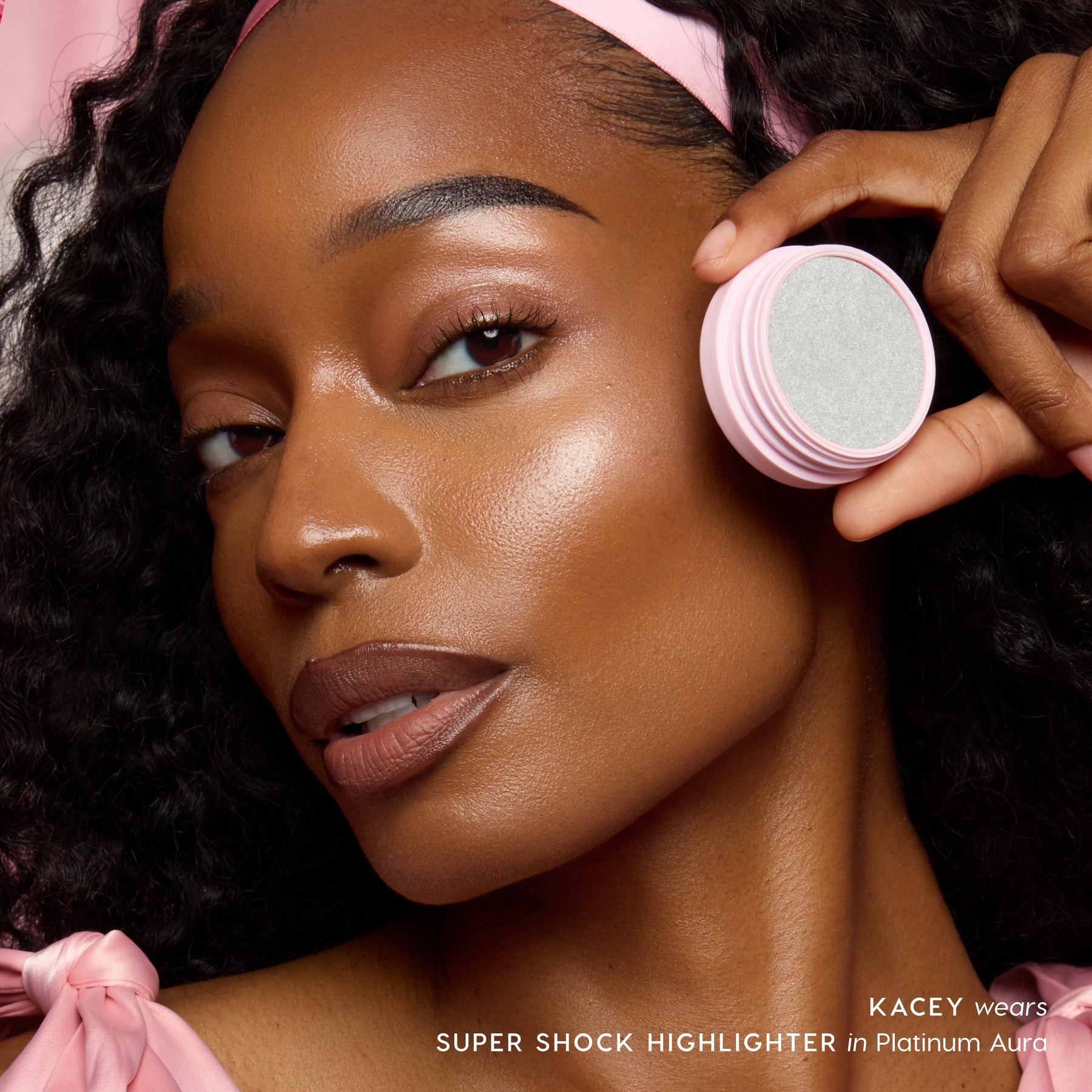 Platinum Aura - Gentle Complete Cheek Radiance