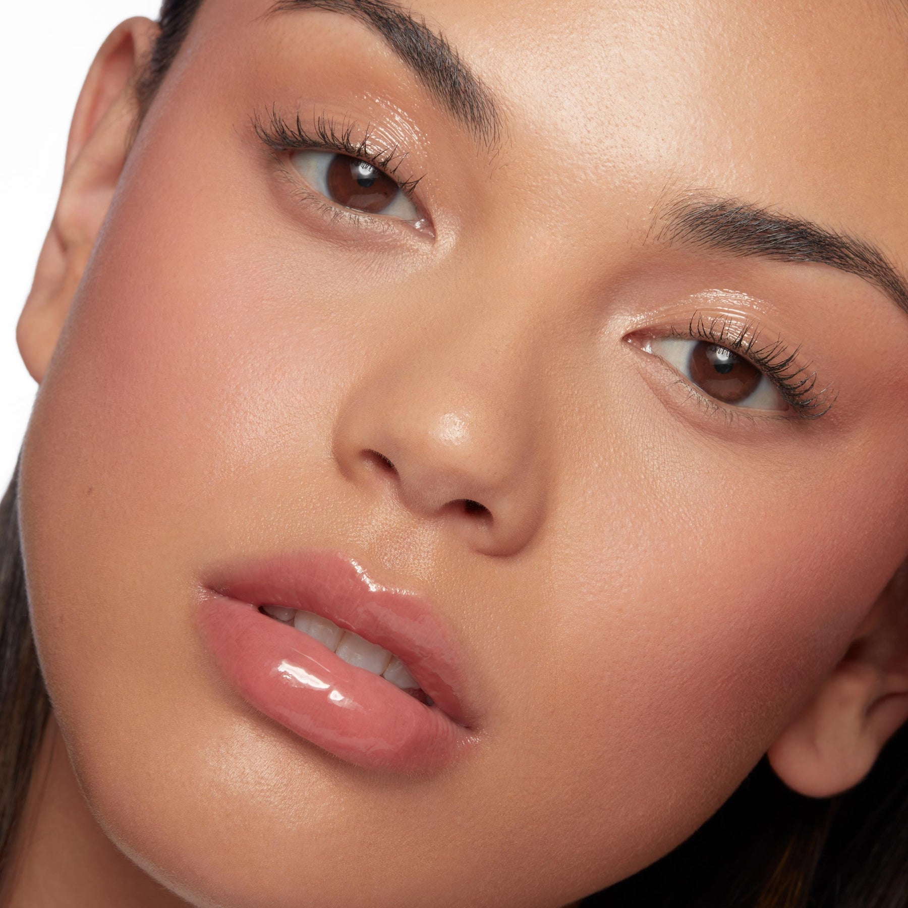 Hits Diff - Pearlescent Effortless Lip Shine