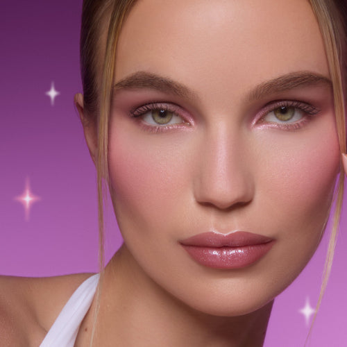 All Eyes On Me - Modern Studio Beauty Lookbook