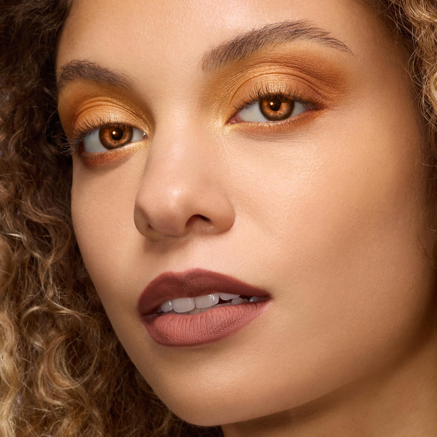 Twilight New Moon x Full Collection - Fresh Seasonal Beauty Showcase